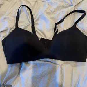 Lululemon bra